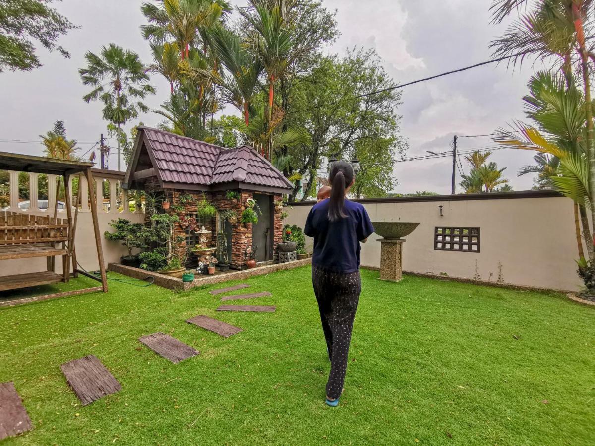 Ria Homestay Johor Bahru Exterior photo